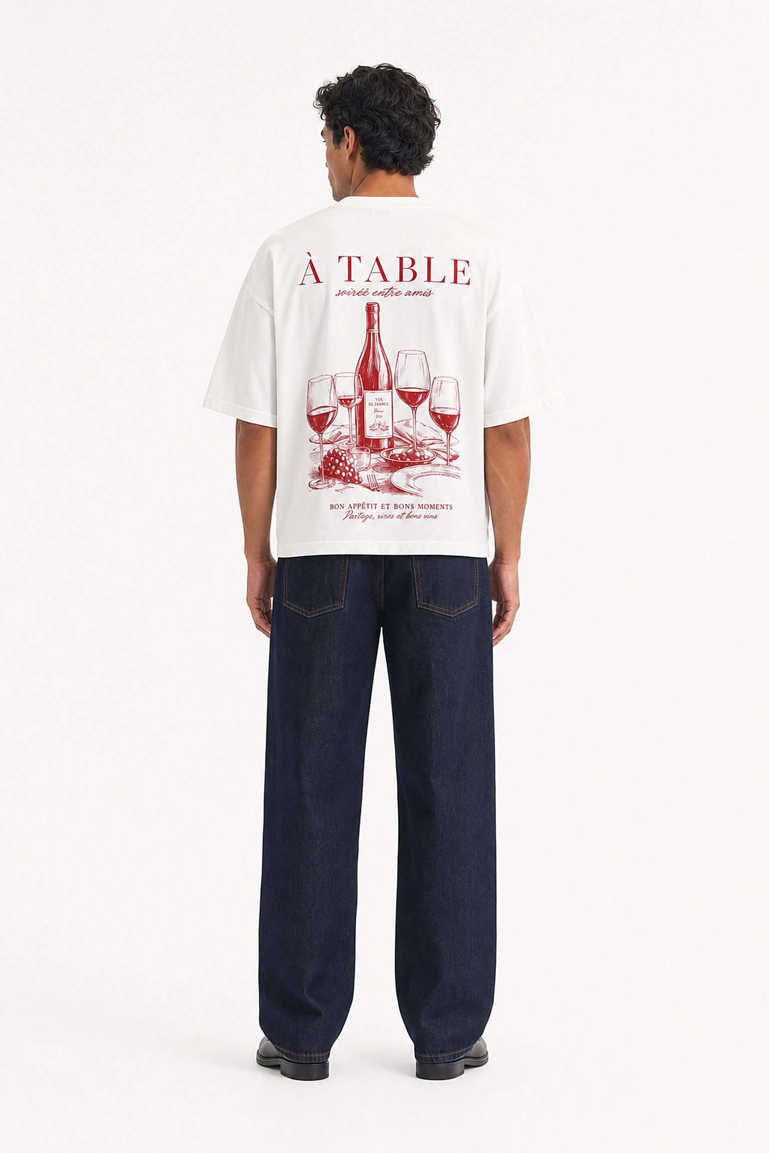 À Table Tee | White — model, back